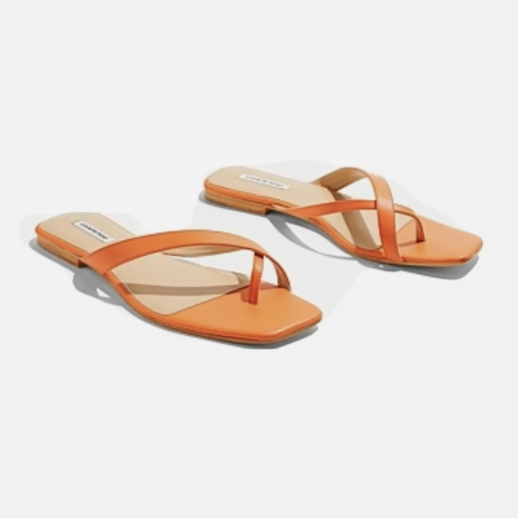 Country Road Shoes - BNWT COUNTRY ROAD HERMES ORANGE LEATHER SANDALS